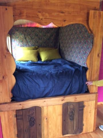 Les Du Mad Guest house Henvic